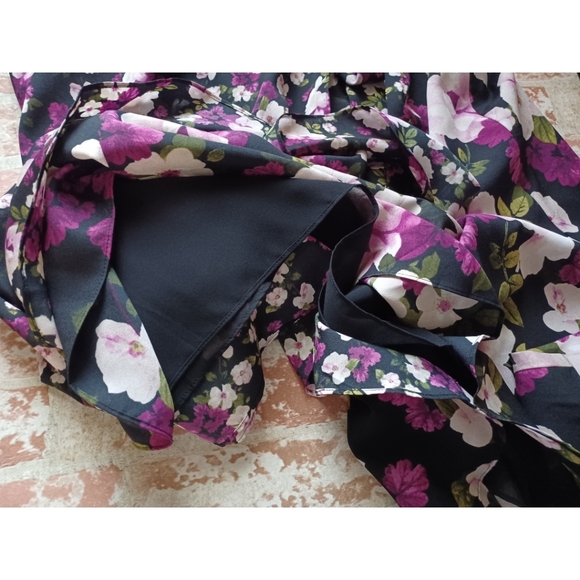 🥰HP🥰Calvin Klein Women's Black Plus Size Floral-Print Wrap Skirt - Picture 9 of 15